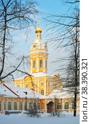 Санкт-Петербург. Александро-Невская лавра. Ризничная (северо-западная) башня Просфорного корпуса (2011 год). Стоковое фото, фотограф Зобков Юрий / Фотобанк Лори