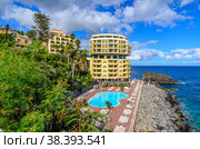 Hotel Pestana Palms on the shores of the Atlantic Ocean (2012 год). Редакционное фото, фотограф Михаил Аккуратoв / Фотобанк Лори