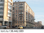 Москвички многоэтажные дома на Щербаковской (2022 год). Редакционное фото, фотограф Дмитрий Неумоин / Фотобанк Лори