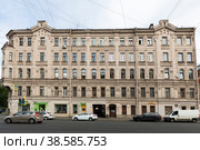 Россия. Санкт-Петербург. Жилой многоквартирный дом по адресу улица Марата, дом 65. Russia. Saint-Petersburg. Residential apartment building at 65 Marata Street. (2021 год). Редакционное фото, фотограф Алексей Смышляев / Фотобанк Лори