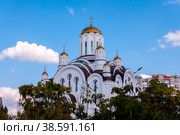 Voronezh, Russia, October 3, 2022: The Church of Blessed Xenia of St. Petersburg in autumn. Стоковое фото, фотограф Катерина Белякина / Фотобанк Лори
