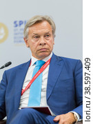 Russia. Saint-Petersburg. XXIII St. Petersburg International Economic Forum 2019. SPIEF 2019 participants. Russian statesman and public figure Alexey Pushkov. Россия. Санкт-Петербург. XXIII Петербургский международный экономический форум 2019. Участники ПМЭФ-2019. Российский государственный и общественный деятель Алексей Пушков. Редакционное фото, фотограф Алексей Смышляев / Фотобанк Лори