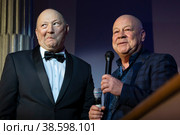Россия. Санкт-Петербург. Юбилейный вечер Юрия Гальцева в Театре Эстрады. Артист, художественный руководитель Театра Эстрады имени Райкина Юрий Гальцев и артист Сергей Селин. Russia. Saint-Petersburg. Yuri Galtsev's anniversary evening at the Variety Theater. Artist, artistic director of the Raikin Variety Theater Yuri Galtsev and artist Sergey Selin. (2021 год). Редакционное фото, фотограф Алексей Смышляев / Фотобанк Лори