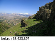 Плато Матлас, Хунзахский район, Дагестан (2021 год). Стоковое фото, фотограф Римма Тельнова / Фотобанк Лори