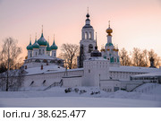 Введенский Толгский женский монастырь январским вечером. Окрстности Ярославля, Золотое кольцо России (2023 год). Стоковое фото, фотограф Виктор Карасев / Фотобанк Лори