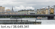 Russia. Krymsky bridge-a suspension bridge in Moscow, located on the route of the Garden ring, panoramic view. (2020 год). Редакционное фото, фотограф Photojuli / Фотобанк Лори