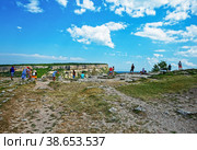 Плато Беш-Кош. Город-крепость Чуфут-Кале. Бахчисарай. Крым (2022 год). Редакционное фото, фотограф Макаров Алексей / Фотобанк Лори