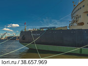 St. Petersburg, Russia: The legendary icebreaker Krasin is permanently moored at the port berth on the Neva River. Museum of the World Ocean. Historic ship, conqueror of the Arctic (2023 год). Редакционное фото, фотограф Владимир Ендовицкий / Фотобанк Лори