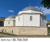 Северное и Южное Дюрбе. Ханский дворец в Бахчисарае, Крым (2022 год). Редакционное фото, фотограф Мария Кылосова / Фотобанк Лори