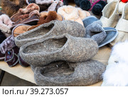 Traditional russian felted slippers of different design. Стоковое фото, фотограф FotograFF / Фотобанк Лори