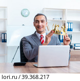King businessman at his workplace. Стоковое фото, фотограф Elnur / Фотобанк Лори