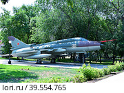 Soviet Su-17 fighter-bomber, according to NATO codification: Fitter, developed in the first half of the 1960s, at the exhibition complex "Salute, Victory!", Orenburg, Russia (2021 год). Редакционное фото, фотограф Владимир Галкин / Фотобанк Лори