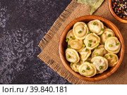 Homemade meat dumplings - russian pelmeni. Стоковое фото, фотограф Татьяна  Бральнина / Фотобанк Лори