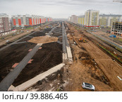 Башкортостан, город Стерлитамак: строительство микрорайона Западный. Вид с воздуха. Sterlitamak city: residential construction of the Western microdistrict. Aerial view. (2019 год). Стоковое фото, фотограф Евгений Романов / Фотобанк Лори