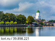 Vyborg, view of Bolshoy Kovsh Bay and Vyborg castle (2019 год). Стоковое фото, фотограф Ольга Остроухова / Фотобанк Лори