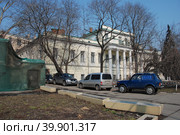 Кремлёвская набережная, 1/9. ФГУН «Российская книжная палата». Город Москва (2010 год). Редакционное фото, фотограф lana1501 / Фотобанк Лори