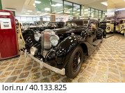 Ретро-автомобиль Lagonda V12 в Музее техники Вадима Задорожного. Московская область, Россия (2020 год). Редакционное фото, фотограф Наталья Волкова / Фотобанк Лори
