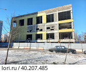 Строительство физкультурного комплекса. 13-я Парковая улица. Район Северное Измайлово. Город Москва (2023 год). Редакционное фото, фотограф lana1501 / Фотобанк Лори