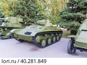 Волгоград, музей-панорама Сталинградская битва, Россия. Военная техника, лёгкий танк Т-60, участник Сталинградской битвы, на территории музея. Стоковое фото, фотограф Андрей Цыганков / Фотобанк Лори