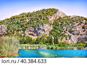 На лодке по реке Дальян, Ликийские гробницы, Средиземное море, Мармарис, Турция. Стоковое фото, фотограф Baturina Yuliya / Фотобанк Лори