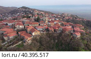 Roofs of houses top view in Sighnaghi. Georgia. Стоковое видео, видеограф Яков Филимонов / Фотобанк Лори