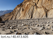 The dry bed of a mountain river in the Himalayas (2016 год). Стоковое фото, фотограф Михаил Пряхин / Фотобанк Лори