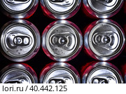 aluminum cans top view, beer cans closed, many beer aluminum cans. Стоковое фото, фотограф Олег Спиридонов / Фотобанк Лори