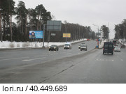 Старшина Николай Матряницкий на Рублёвском шоссе (2023 год). Редакционное фото, фотограф Дмитрий Неумоин / Фотобанк Лори