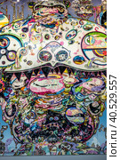 Takashi Murakami Art. Under the Radiation Falls, Garage. (2017 год). Редакционное фото, фотограф Iva Noel / Фотобанк Лори