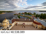 Тверская область. Монастырь Нило-Столобенская (Нилова) пустынь. Вид на монастырь со смотровой площадки (2023 год). Редакционное фото, фотограф Литвяк Игорь / Фотобанк Лори