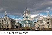 Смольный собор Воскресения Христова в Санкт-Петербурге. Россия (2017 год). Редакционное фото, фотограф Олег Пученков / Фотобанк Лори
