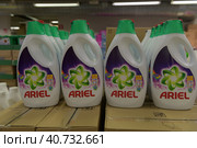 Finland, Imatra 23,12,2016 Washing powders and gels in the supermarket. Редакционное фото, фотограф Анна Кривицкая / Фотобанк Лори