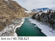 Горный Алтай зимой. Катунский хребет и река Катунь. Вид с воздуха. Altai mountains in winter. Katunsky Ridge and Katun River. Aerial view. Стоковое фото, фотограф Евгений Романов / Фотобанк Лори