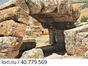 Hie rapolis Ancient City Ruin in Pa mukkale in Turkey. Стоковое фото, фотограф Анна Кривицкая / Фотобанк Лори