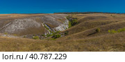 Chalk quarry in Divnogorie. the thickness of the chalk layer reaches 60 m. Стоковое фото, фотограф Анна Кривицкая / Фотобанк Лори