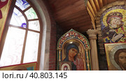 Frescoes and Orthodox icons (2022 год). Редакционное видео, видеограф Потийко Сергей / Фотобанк Лори