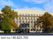 Дом правительства во Владикавказе (2022 год). Редакционное фото, фотограф Иван Дуплик / Фотобанк Лори