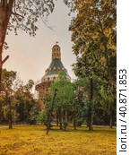 Simonov Monastery in Moscow. Landscape with tower Dulo among trees. Стоковое фото, фотограф Константин Григорьев / Фотобанк Лори