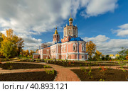 Солотчинский монастырь. Духовская церковь. Солотча. Рязанская область (2019 год). Стоковое фото, фотограф Олег Пученков / Фотобанк Лори