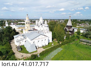 Храмы на территории Спасо-Прилуцкого монастыря. Вологда, Россия (2022 год). Стоковое фото, фотограф Алексей Семенушкин / Фотобанк Лори