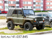 UAZ-31512 (2023 год). Редакционное фото, фотограф Art Konovalov / Фотобанк Лори