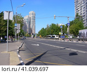 Улица Обручева. Обручевский район. Город Москва (2014 год). Редакционное фото, фотограф lana1501 / Фотобанк Лори