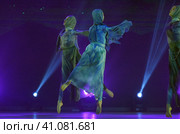 Teenage dance group performs Georgian folk dance 2022. Редакционное фото, фотограф Анна Кривицкая / Фотобанк Лори