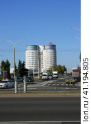 Бизнес-центр Sky Towers, Минск, Беларусь (2023 год). Редакционное фото, фотограф Марина Шатерова / Фотобанк Лори