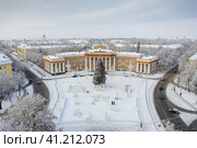 Город Уфа: Черниковка, Дворец культуры имени Серго Орджоникидзе. Вид с воздуха. Ufa city: Chernikovka, Sergo Ordzhonikidze Palace of Culture. Aerial view. (2022 год). Стоковое фото, фотограф Евгений Романов / Фотобанк Лори