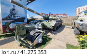 Soviet T-62 tank at an exhibition of military equipment, on the territory of the military-patriotic exhibition of military equipment Kamensk-Shakhstinsk, Patriot Park (2023) Редакционное фото, фотограф Анна Кривицкая / Фотобанк Лори