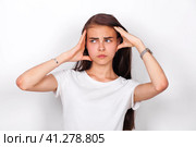 Sad brunette woman. Стоковое фото, фотограф Андрей Аркуша / Фотобанк Лори