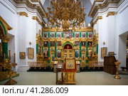 Тверская область.  Монастырь Нило-Столобенская (Нилова) пустынь. Внутренний интерьер (2023 год). Редакционное фото, фотограф Литвяк Игорь / Фотобанк Лори