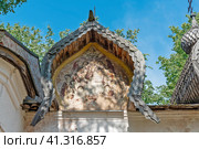 Святые ворота Знаменского собора. Великий Новгород (2023 год). Стоковое фото, фотограф Александр Щепин / Фотобанк Лори