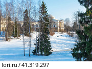 Павловский дворец. Павловск, Санкт-Петербург (2019 год). Редакционное фото, фотограф Александр Щепин / Фотобанк Лори